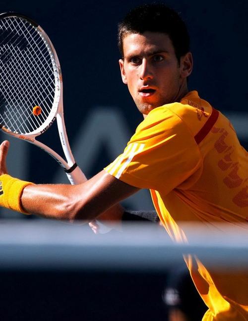 对年轻球员 对年轻球员